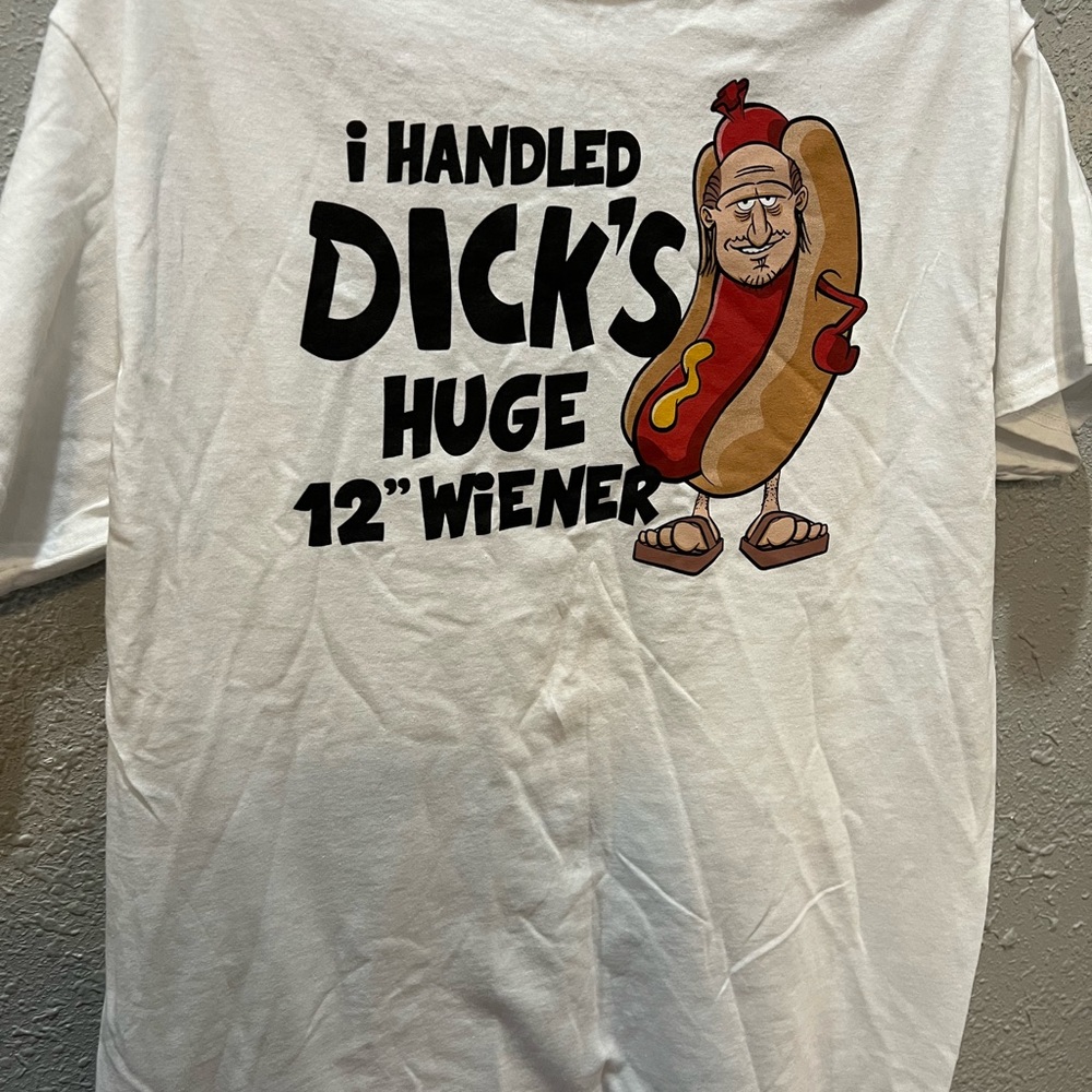 Dicks restaurant shirt size M Brand new never wore